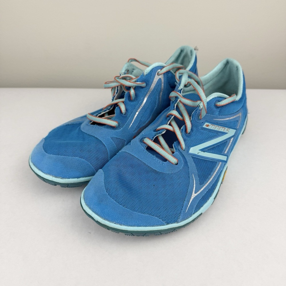 New Balance Minimus Shoe Womens Size 9B Barefoot Sneaker Running Blue